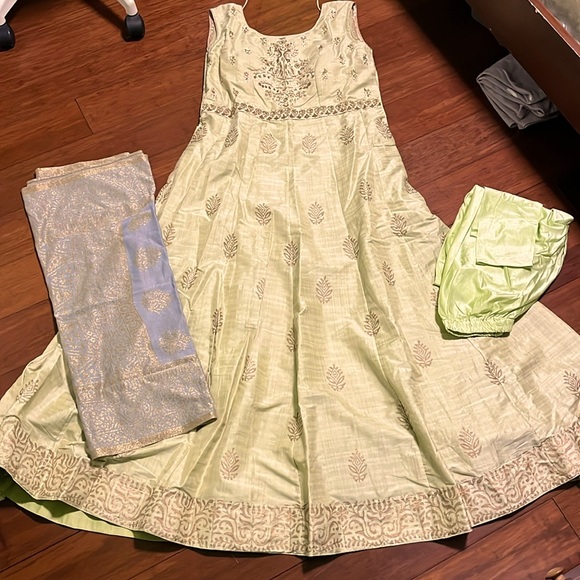 Indian dress green XL hold embroidered salwar suit 3 piece - Picture 1 of 6